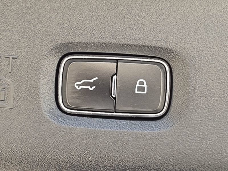 Certified 2025 Ford Expedition Max Active RWD image 18