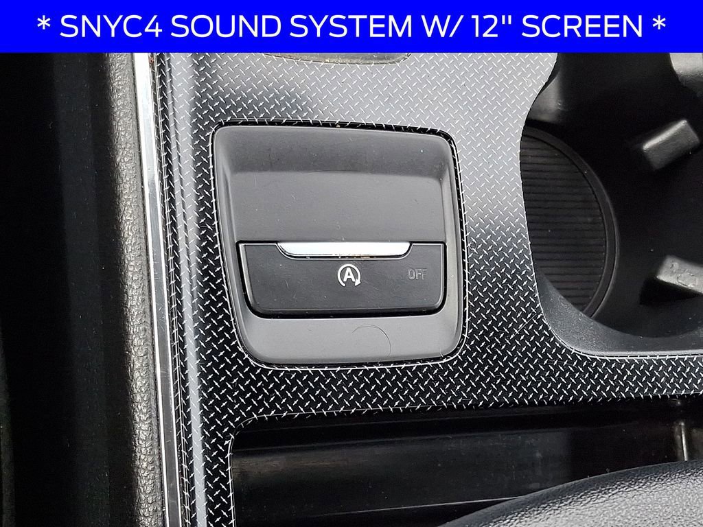 Certified 2021 Ford Edge ST-Line w/ Class II Trailer Tow Package image 12