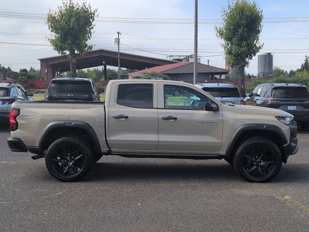 Used 2023 Chevrolet Colorado Trail Boss w/ Technology Package AWD/4WD image 6