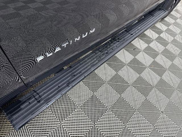 Certified 2025 Ford Expedition Max Platinum image 10