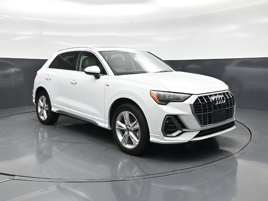Used 2021 Audi Q3 2.0T Premium w/ Convenience Package AWD/4WD image 54