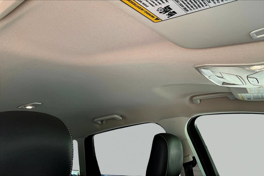 Certified 2019 Ford Escape SEL FWD image 29