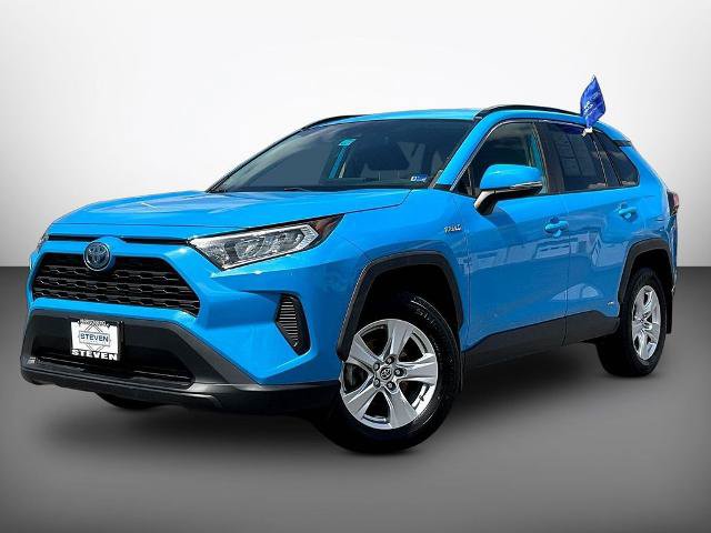 Used 2019 Toyota RAV4 LE w/ Carpet Mat Package AWD/4WD image 3