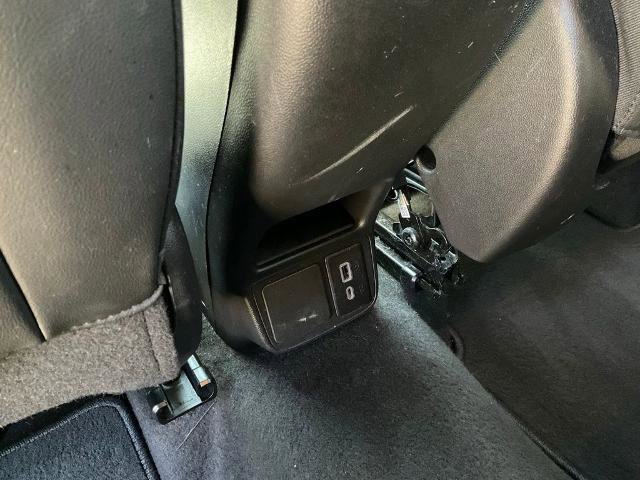 Used 2021 Buick Encore GX Preferred AWD/4WD image 19