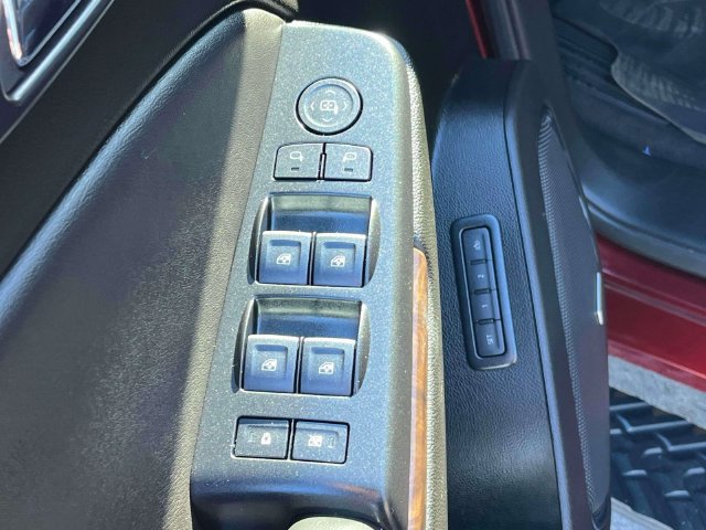 Used 2020 Chevrolet Tahoe LT w/ Off-Road Package AWD/4WD image 28