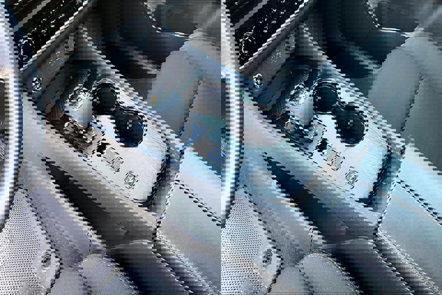 Used 2023 Nissan Rogue S image 19