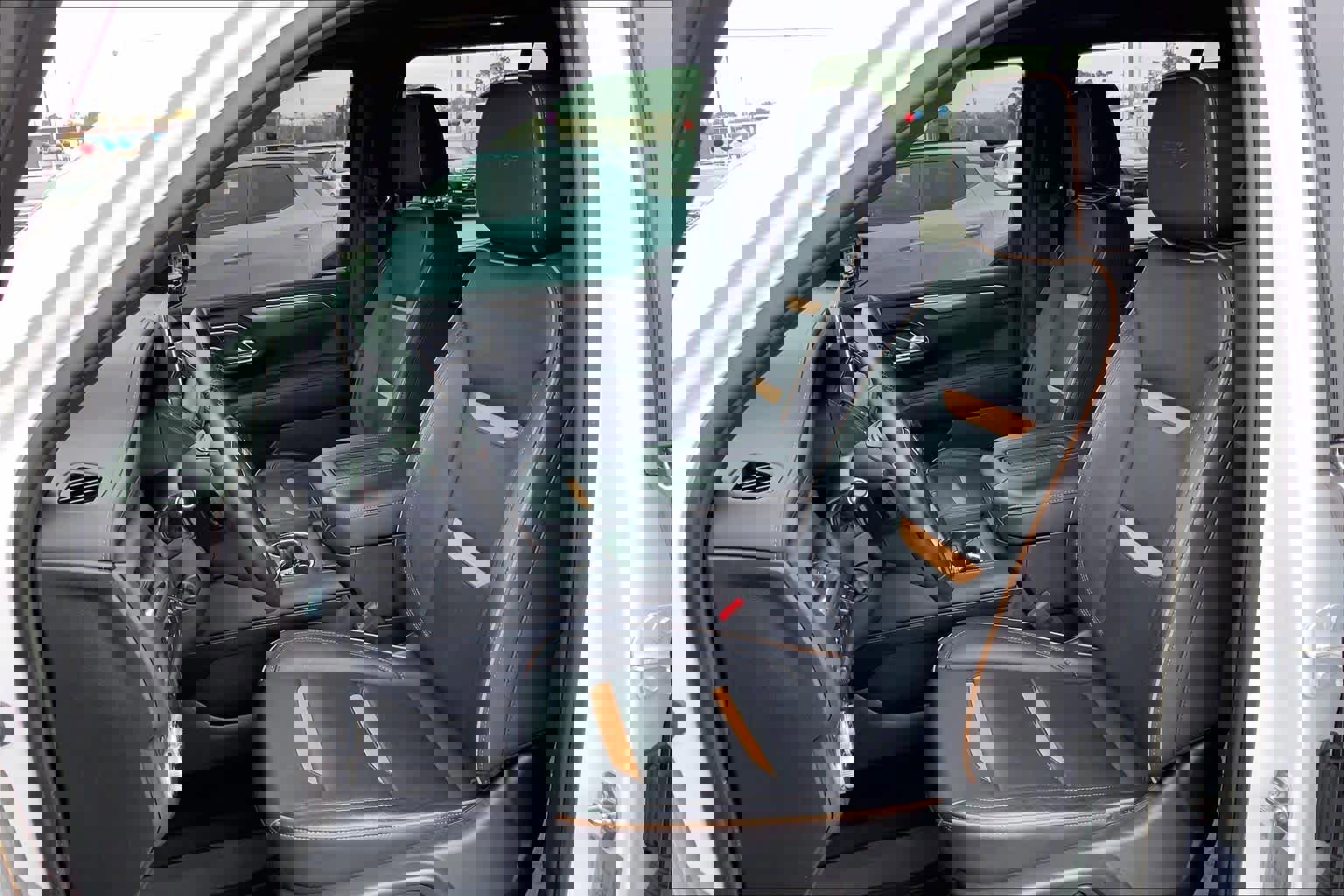 Used 2024 GMC Yukon AT4 w/ Technology Package image 10