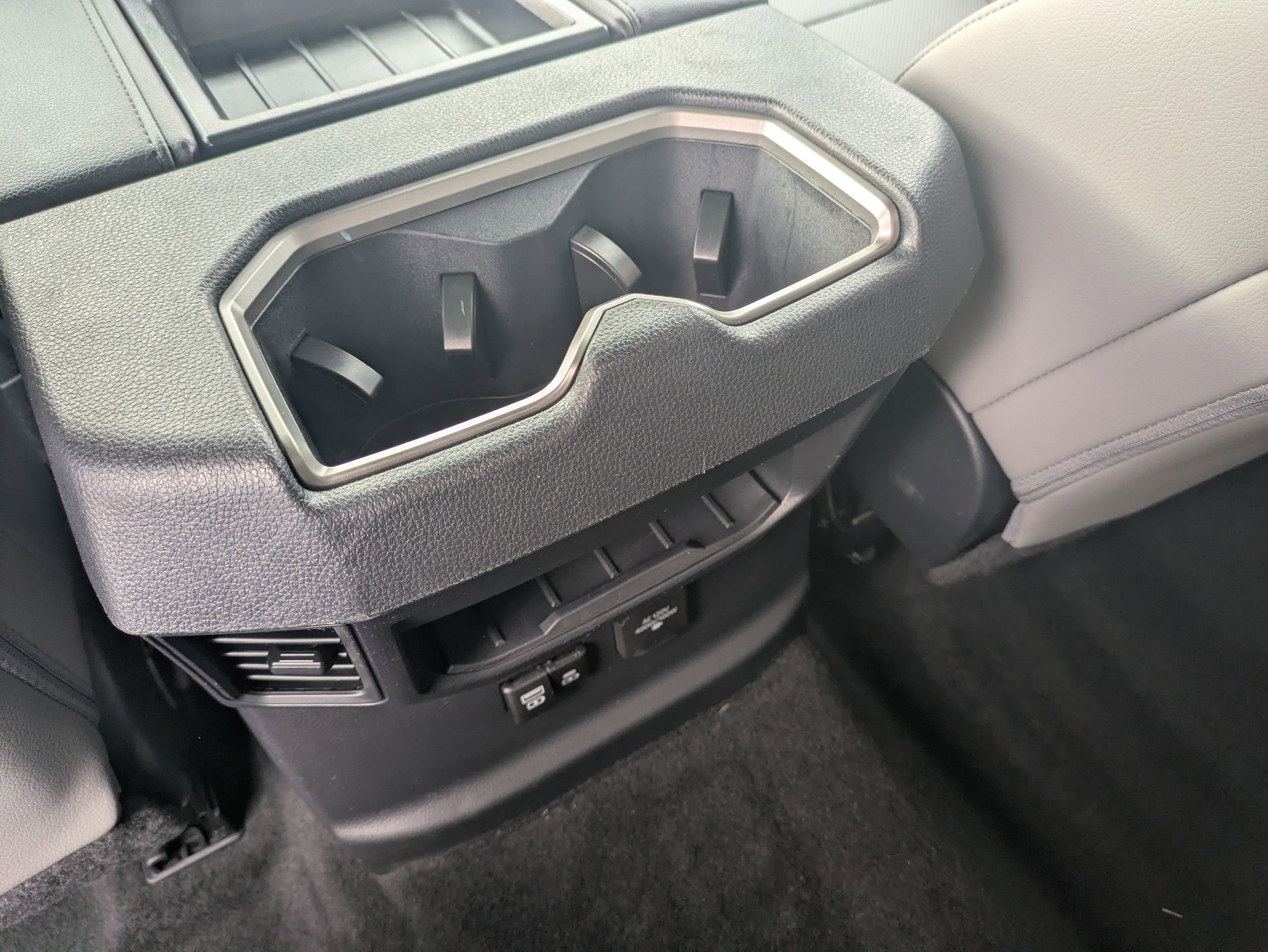 Used 2024 Toyota Tundra SR5 image 29