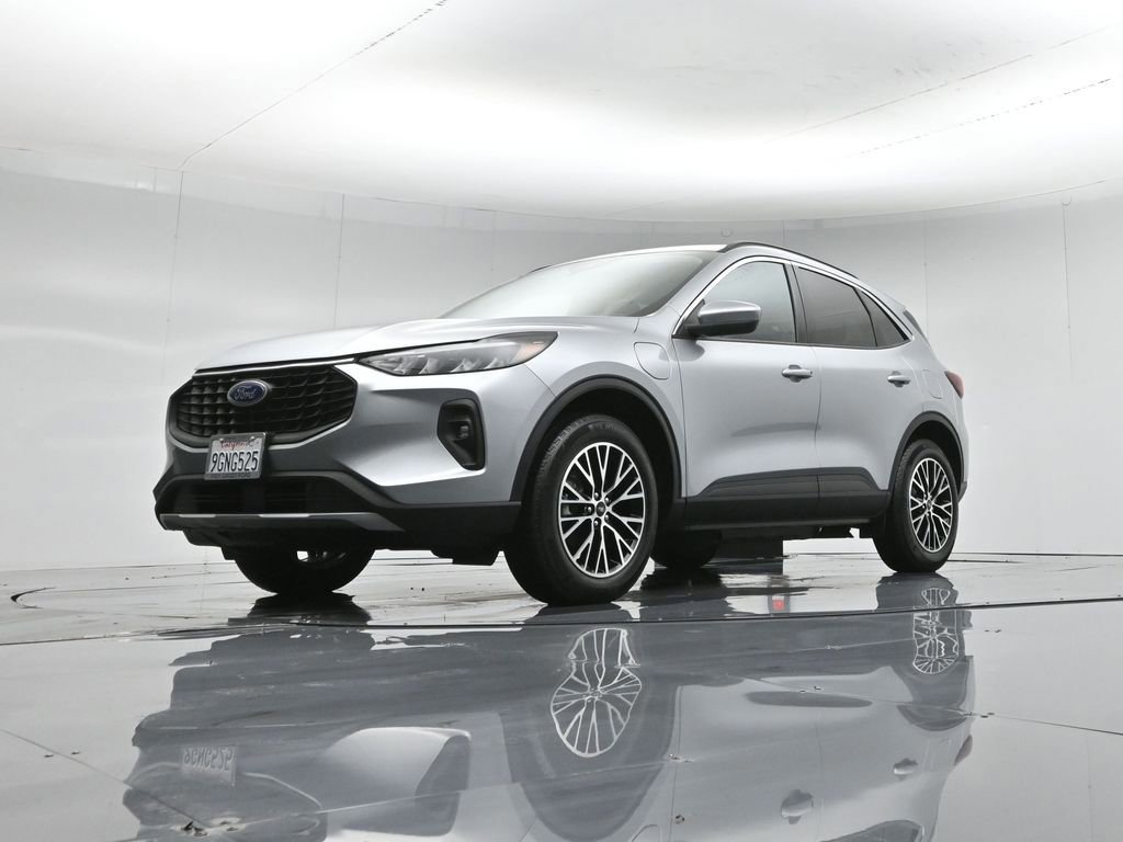 Certified 2023 Ford Escape SE image 30