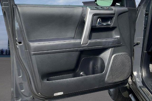 Used 2024 Toyota 4Runner SR5 Premium w/ Moonroof Package AWD/4WD image 20