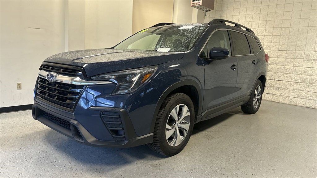 Used 2024 Subaru Ascent Premium w/ Convenience Package image 14