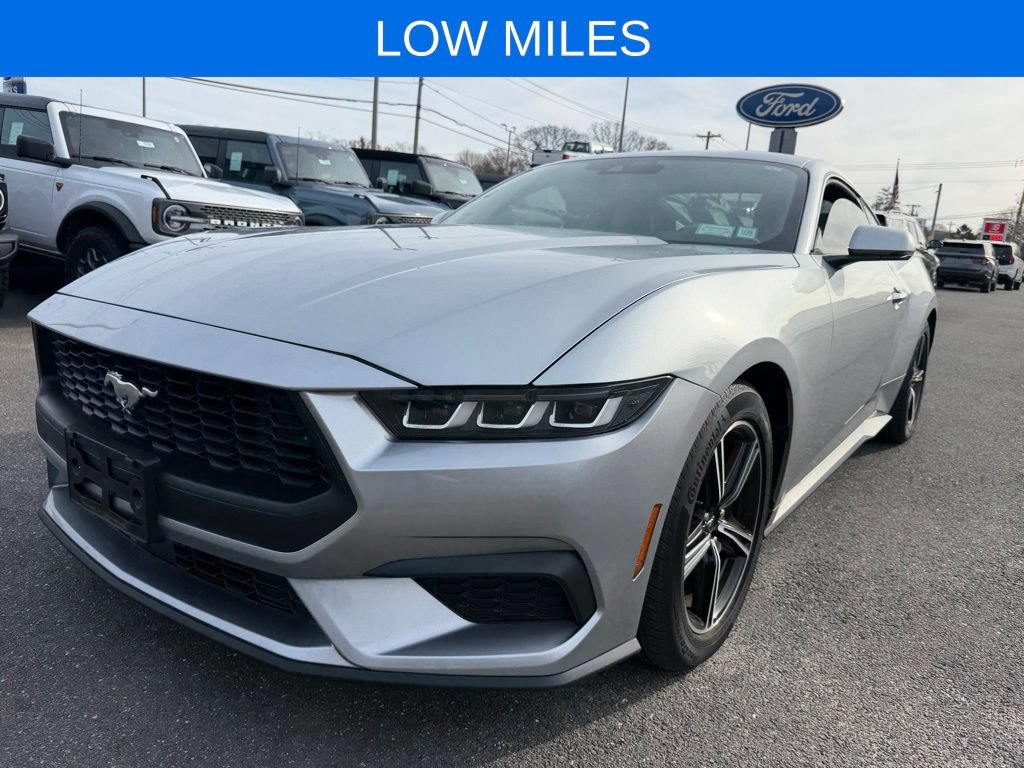 Certified 2024 Ford Mustang Premium RWD image 4