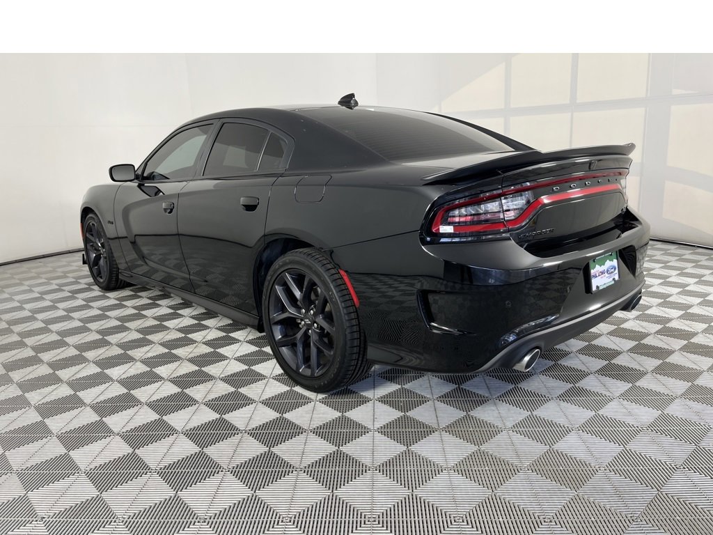 Used 2023 Dodge Charger R/T w/ Blacktop Package image 5