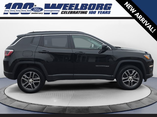 Used 2017 Jeep Compass Latitude w/ Popular Equipment Group AWD/4WD image 6