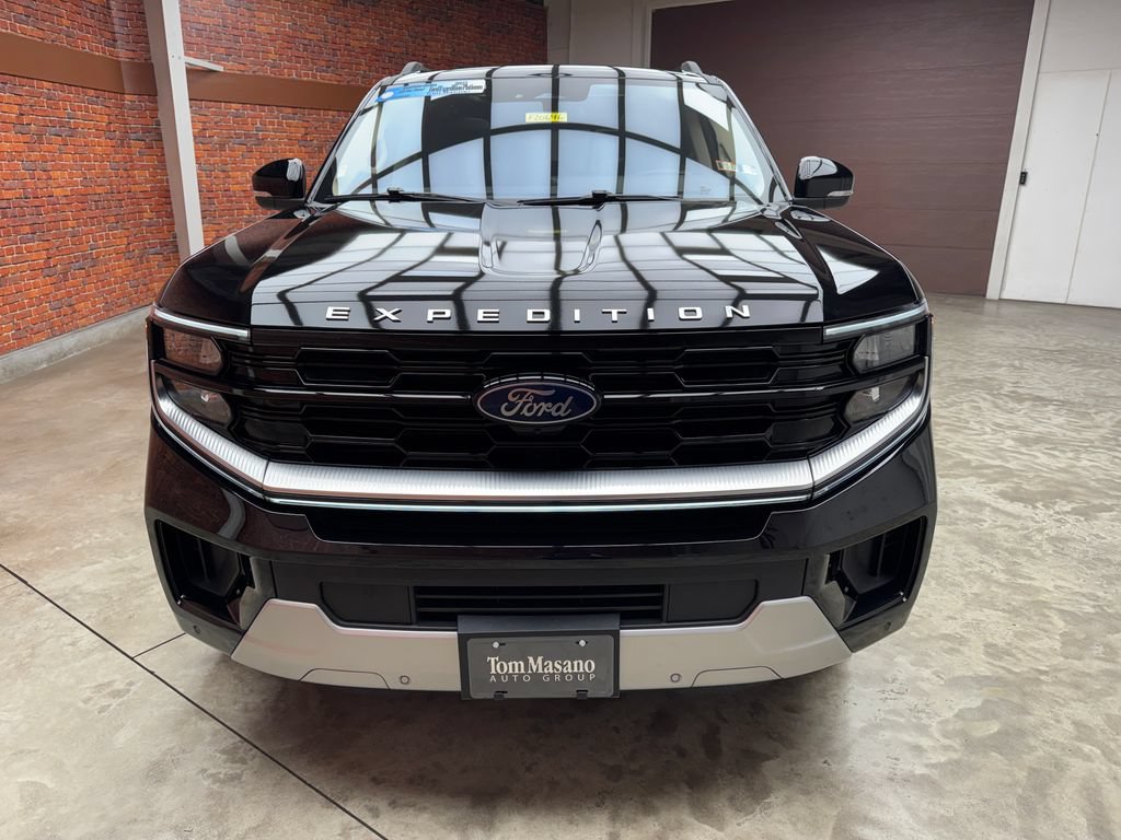 Certified 2025 Ford Expedition Platinum AWD/4WD image 8