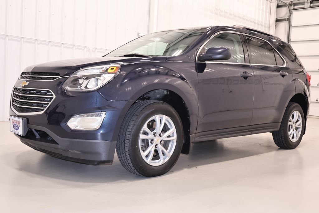 Used 2017 Chevrolet Equinox LT w/ Convenience Package FWD image 6