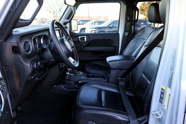 Used 2023 Jeep Wrangler Unlimited Sahara w/ Cold Weather Group image 32