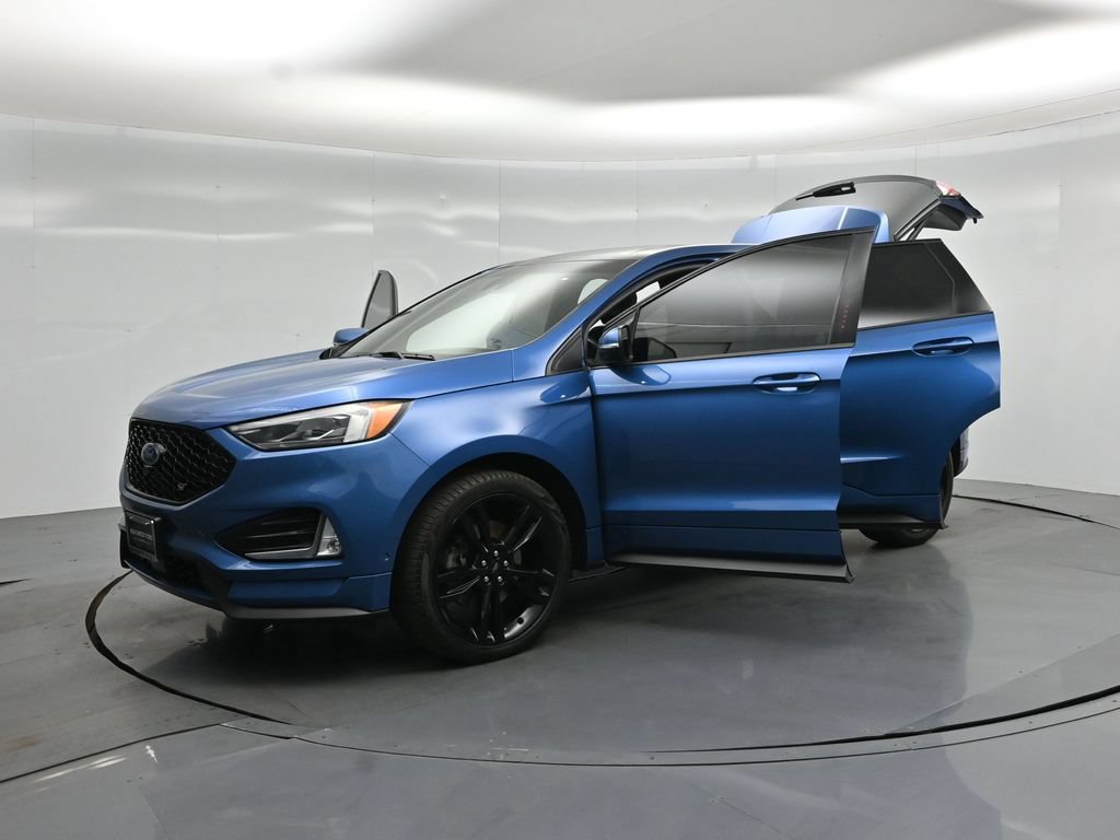Certified 2019 Ford Edge ST w/ Equipment Group 401A AWD/4WD image 30