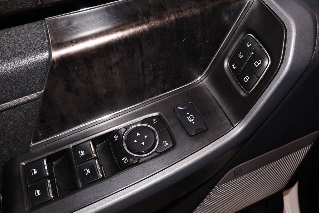 Certified 2023 Ford F550 4x4 Crew Cab Super Duty image 14