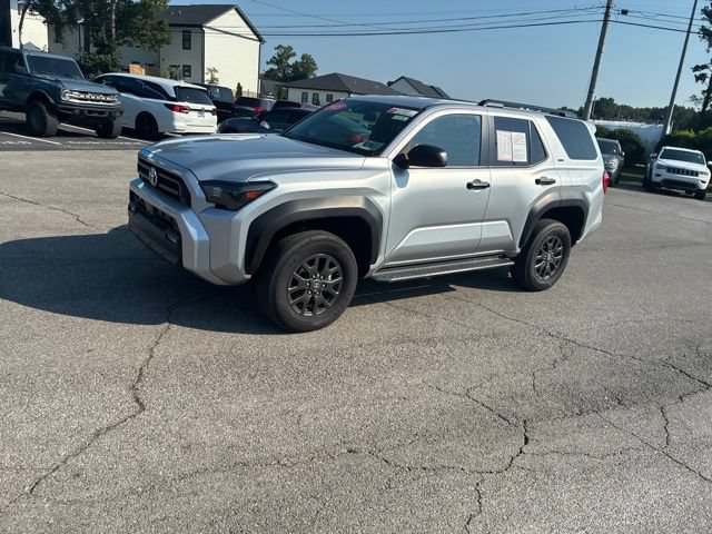 Used 2025 Toyota 4Runner SR5 AWD/4WD image 13