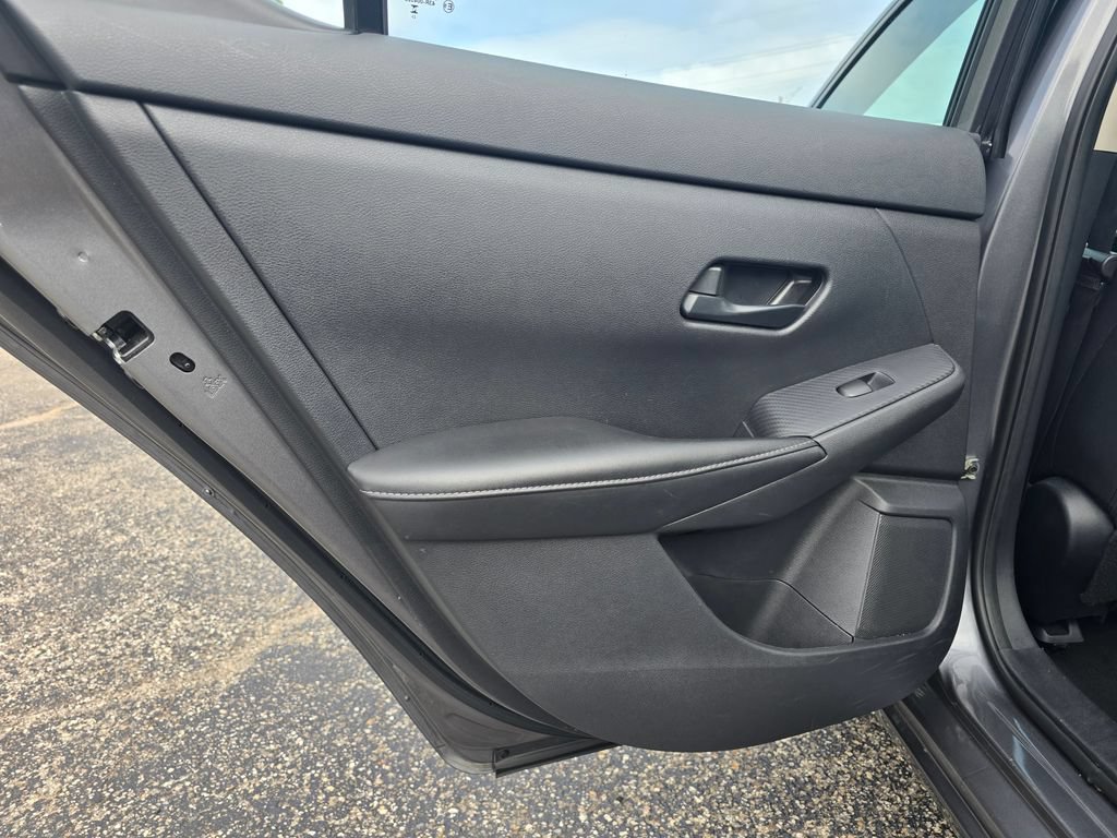 Used 2024 Nissan Sentra S FWD image 11
