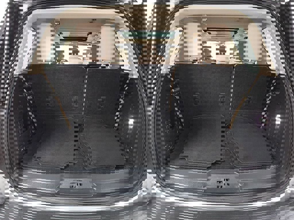 Certified 2024 Ford Expedition Limited image 28