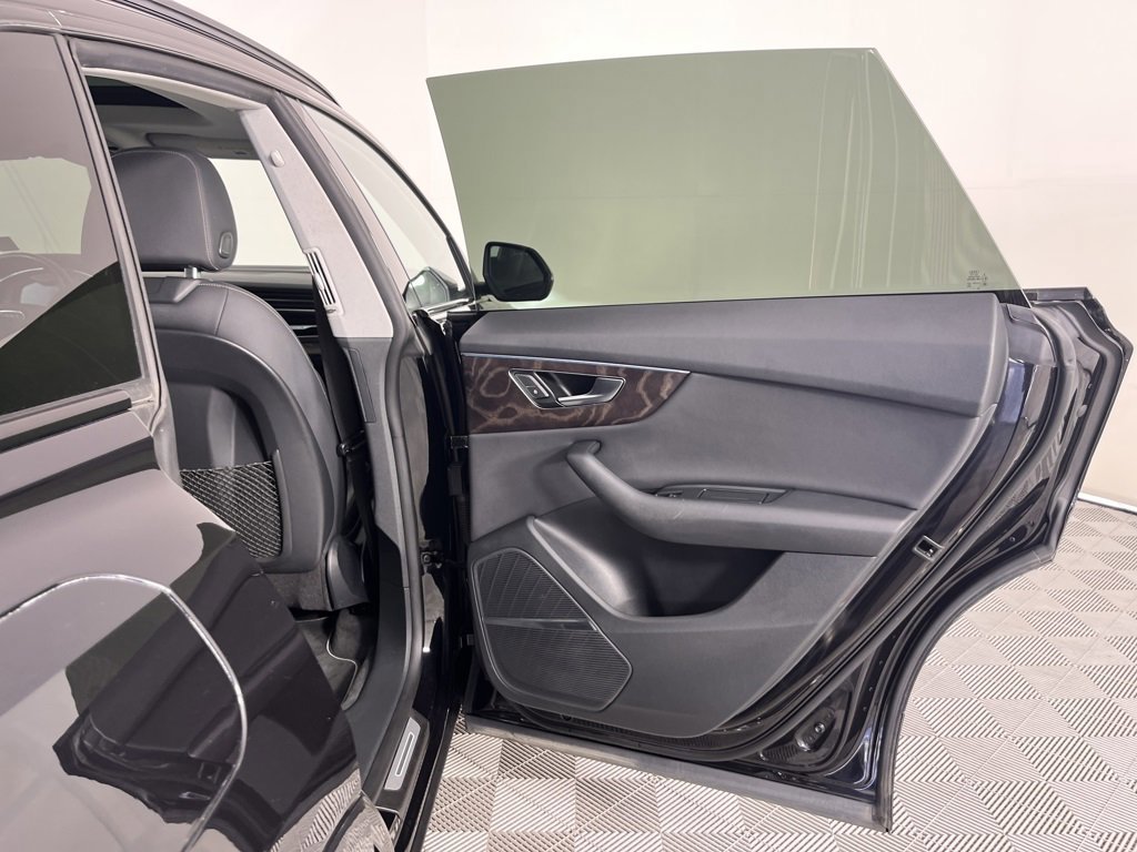 Used 2019 Audi Q8 Premium Plus image 27