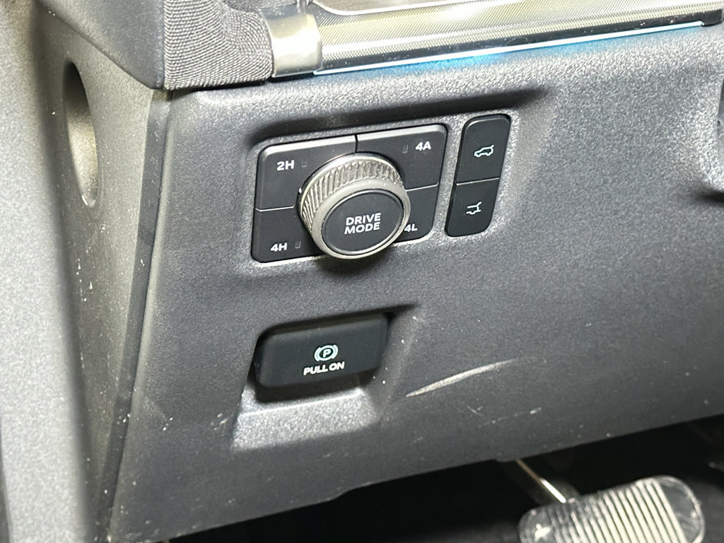 Certified 2025 Ford Expedition Max Platinum AWD/4WD image 28