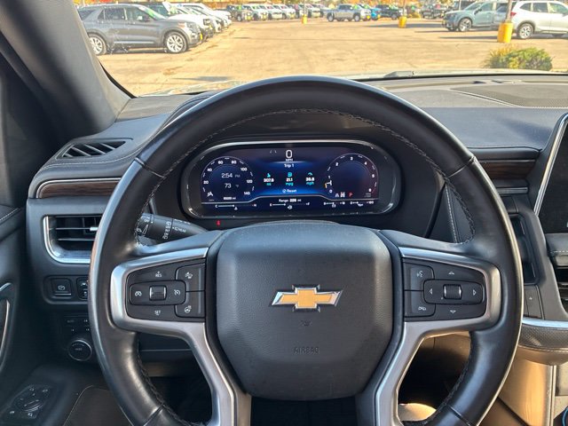 Used 2023 Chevrolet Suburban Premier AWD/4WD image 10