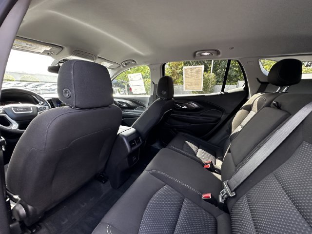 Used 2024 GMC Terrain SLE FWD image 18