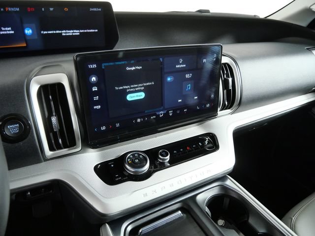 Certified 2025 Ford Expedition Active AWD/4WD image 20