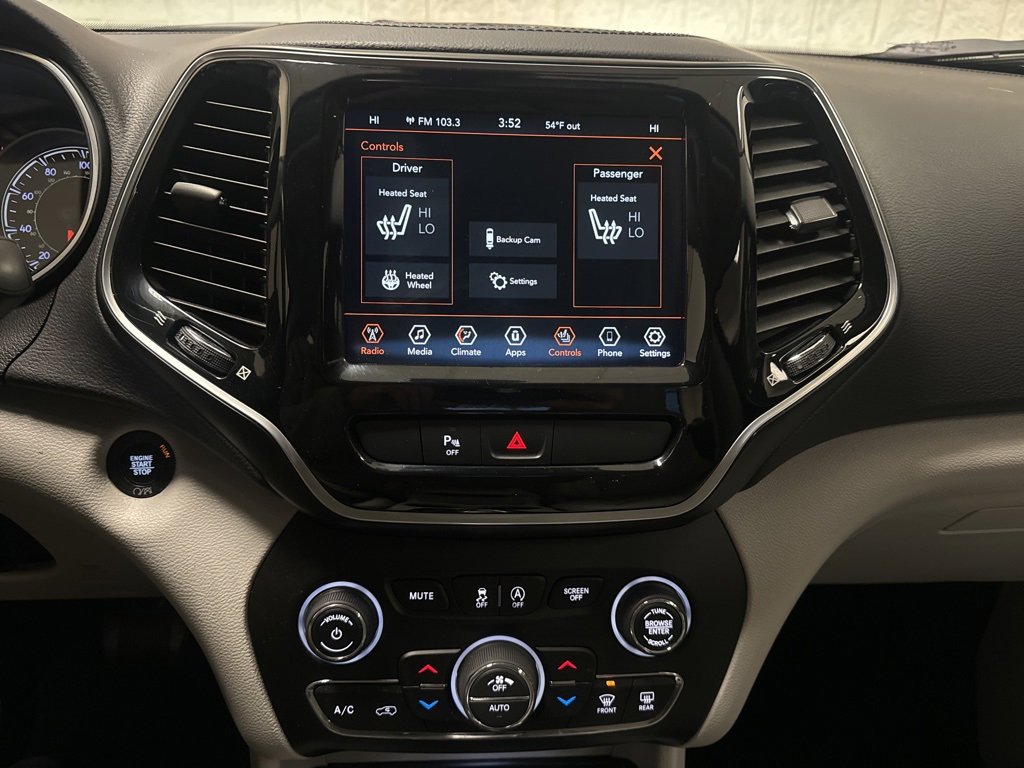 Used 2020 Jeep Cherokee Limited image 21