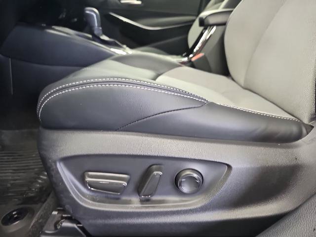 Used 2026 Toyota Corolla XSE FWD image 27