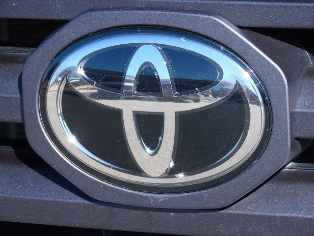 Used 2022 Toyota Tacoma SR5 image 11