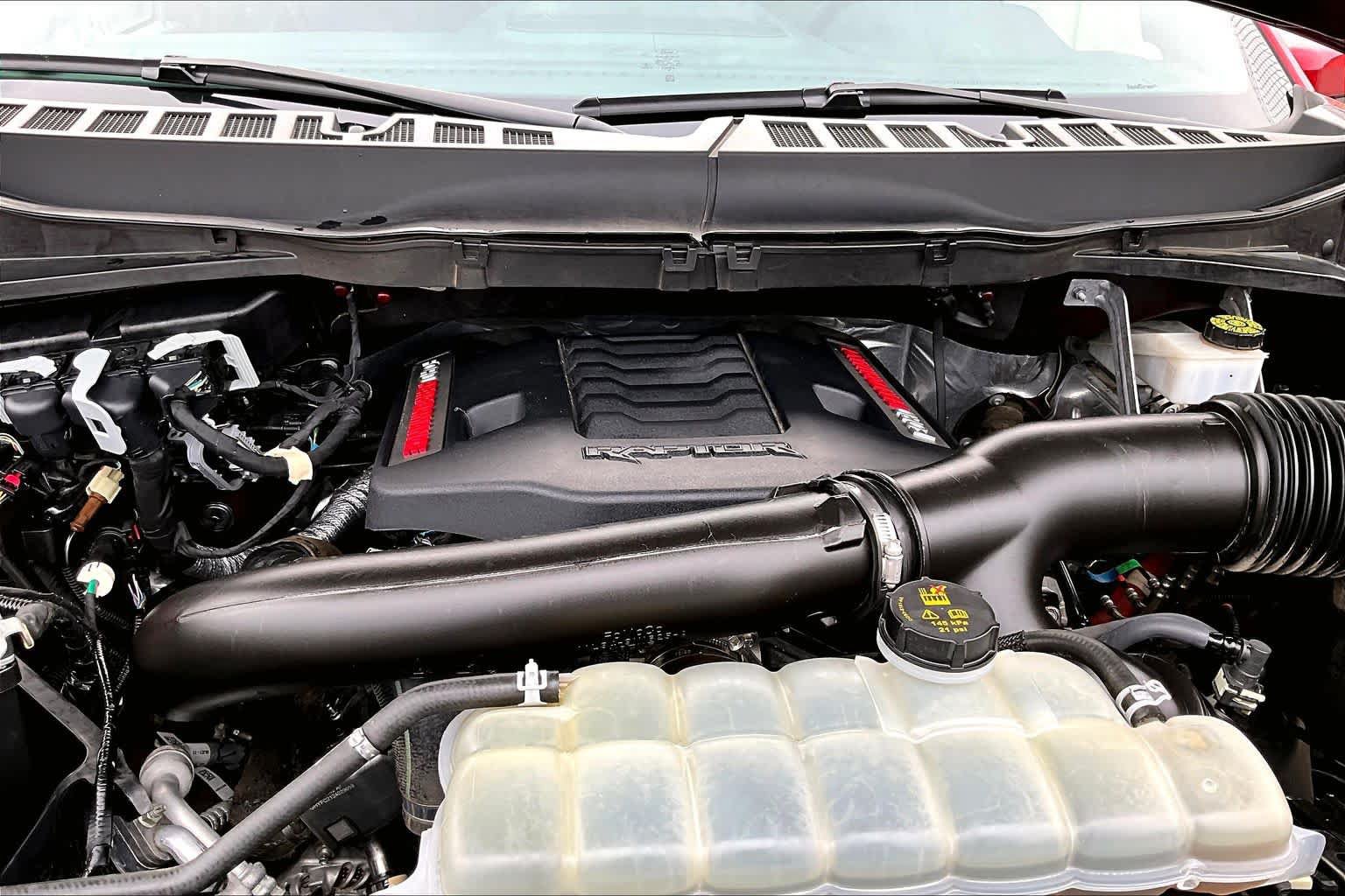 Certified 2021 Ford F150 Raptor w/ Equipment Group 801A High AWD/4WD image 33