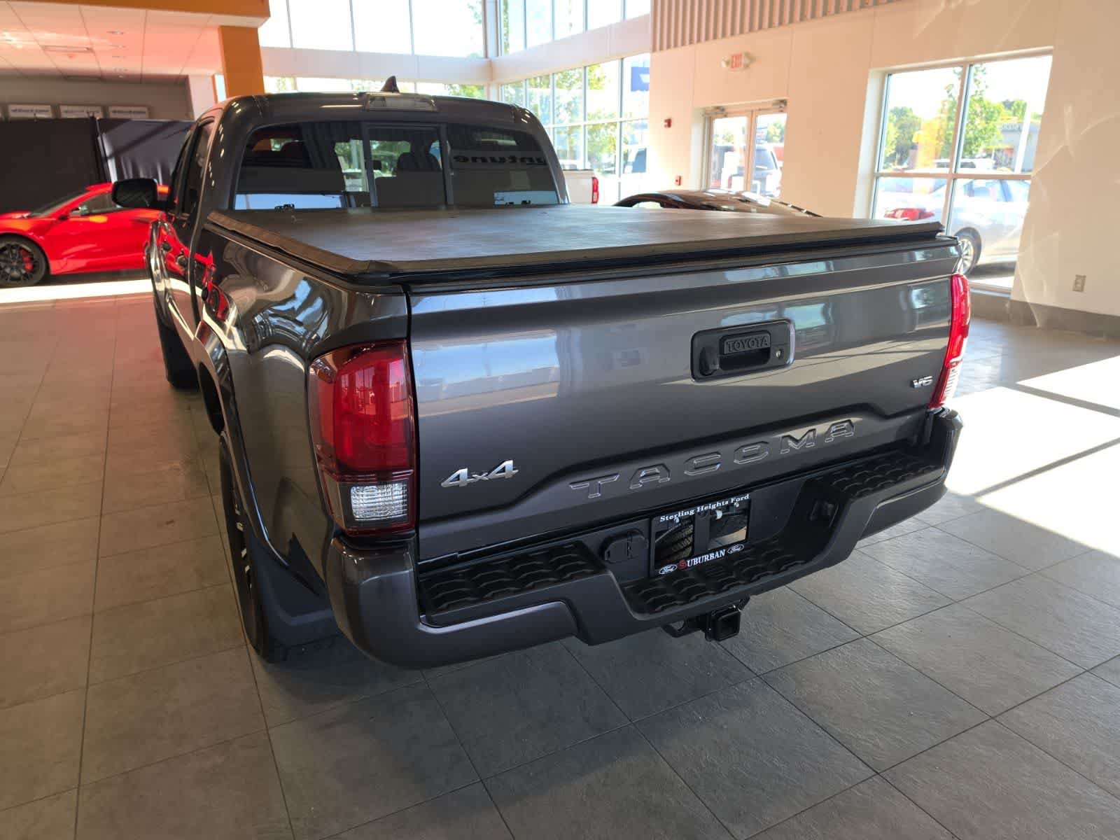 Used 2020 Toyota Tacoma 4x4 Double Cab image 10