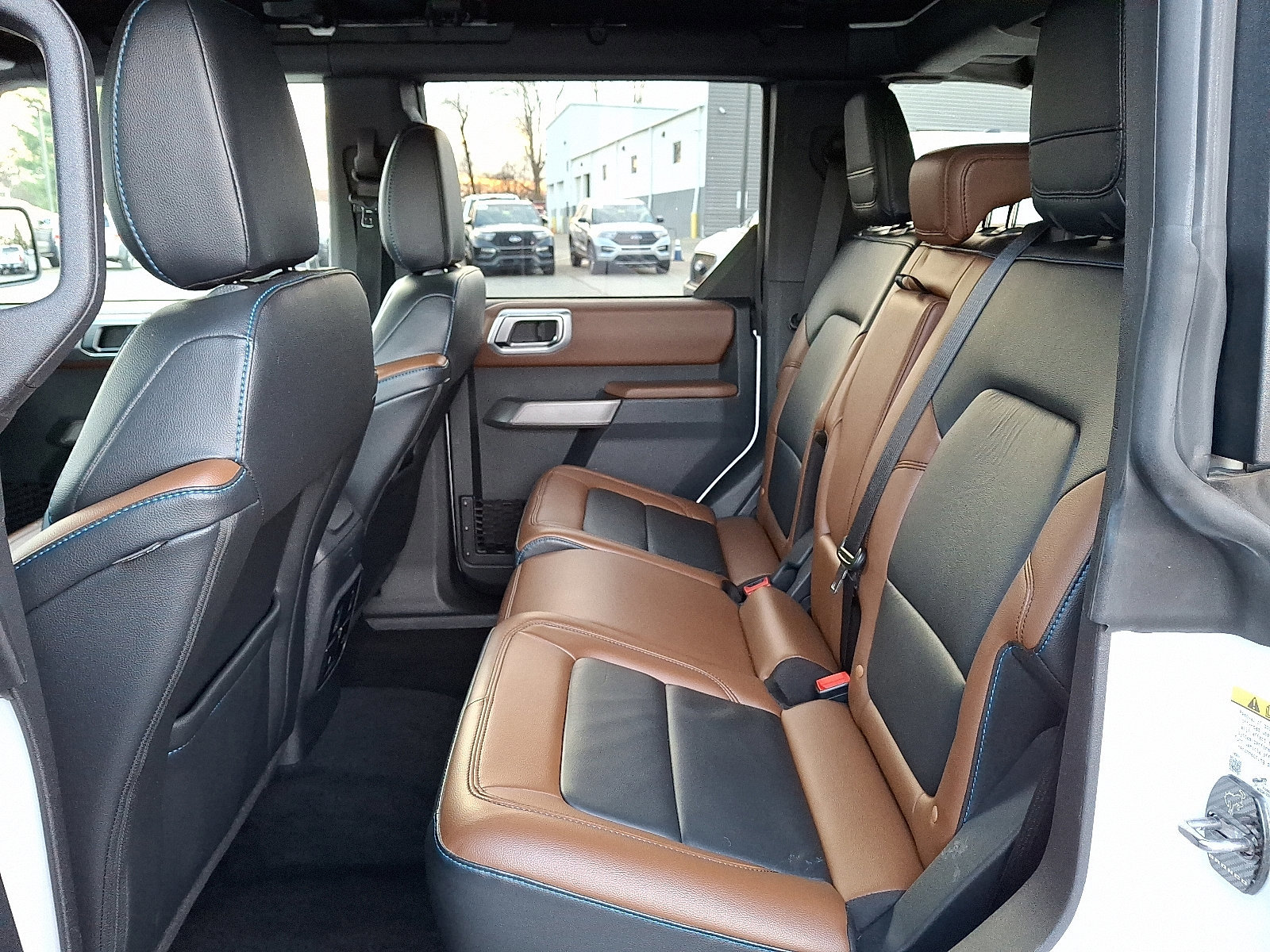 Certified 2023 Ford Bronco Outer Banks w/ Sasquatch Package image 13