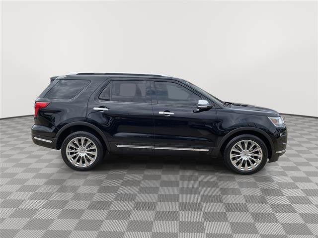 Certified 2018 Ford Explorer Platinum AWD/4WD image 7