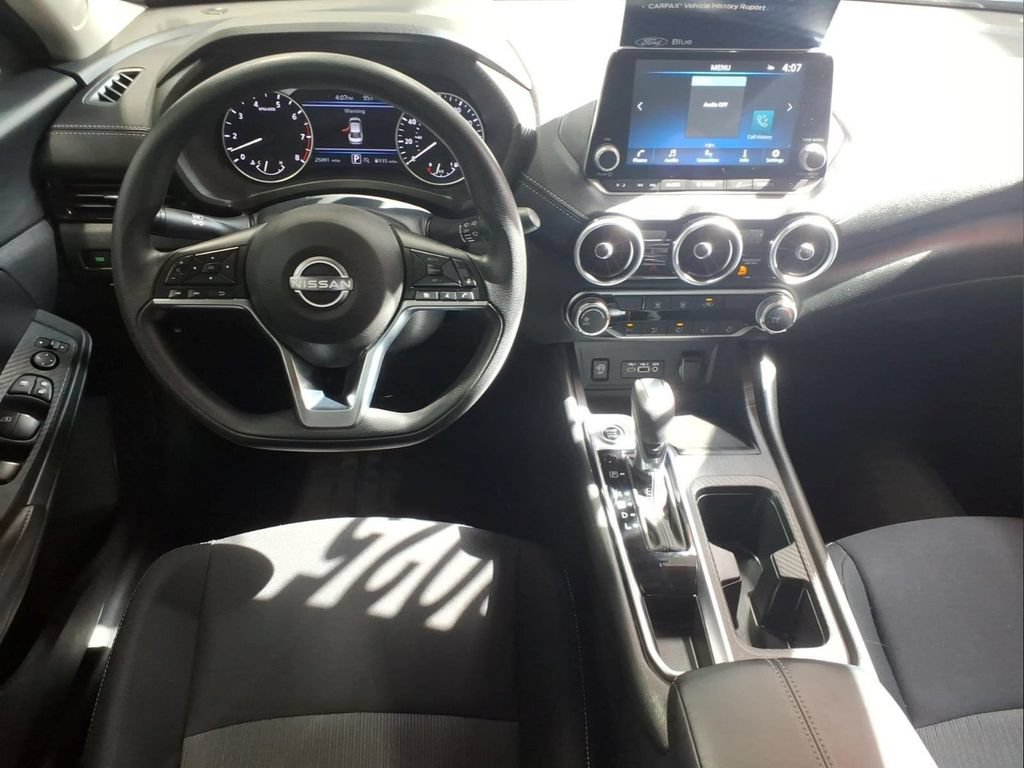 Used 2025 Nissan Sentra SV FWD image 7