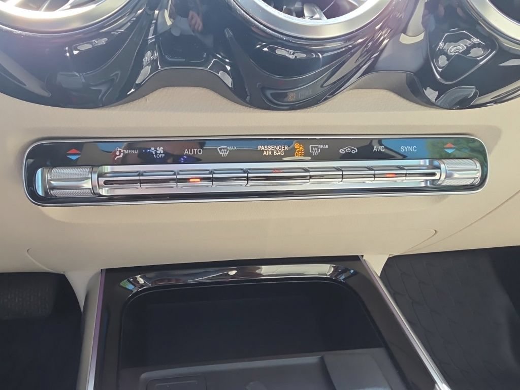Used 2022 Mercedes-Benz GLB 250 4MATIC image 19