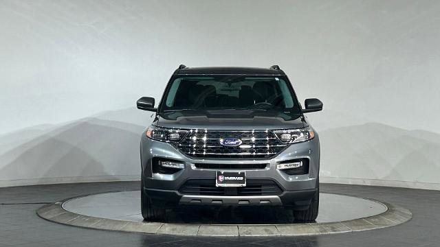 Certified 2023 Ford Explorer XLT w/ Equipment Group 202A AWD/4WD image 3