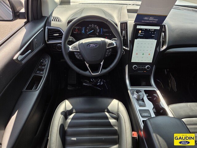 Certified 2024 Ford Edge SEL w/ Convenience Package AWD/4WD image 13