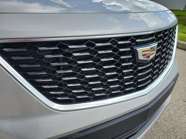 Used 2022 Cadillac XT4 Premium Luxury w/ Technology Package FWD image 14