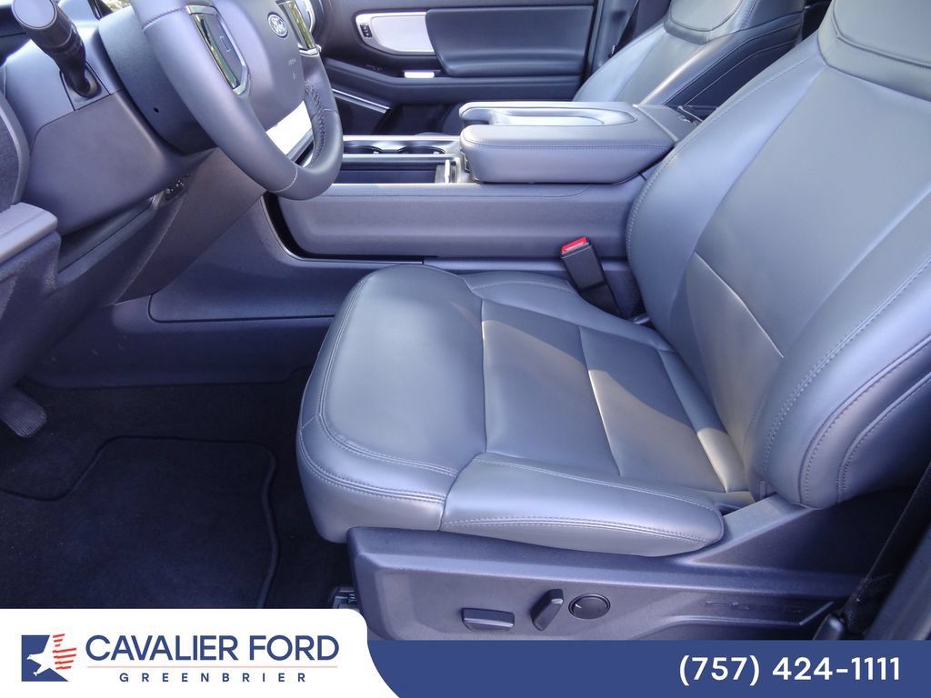 Certified 2026 Ford Expedition Active AWD/4WD image 6