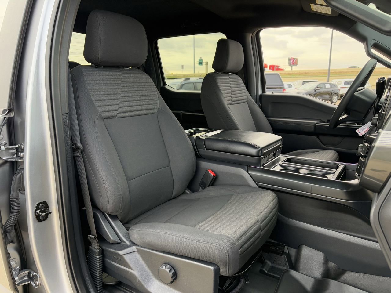 Certified 2022 Ford F150 XL w/ STX Appearance Package image 30