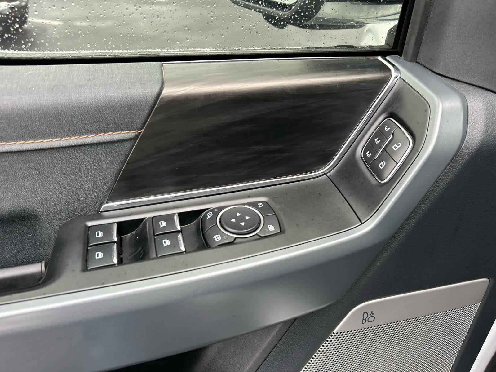 Certified 2025 Ford F150 Lariat w/ FX4 Off-Road Package image 28