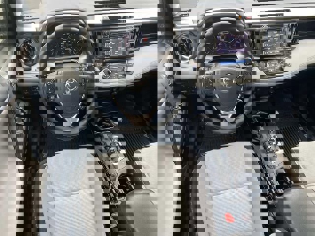 Used 2018 Toyota RAV4 XLE image 16