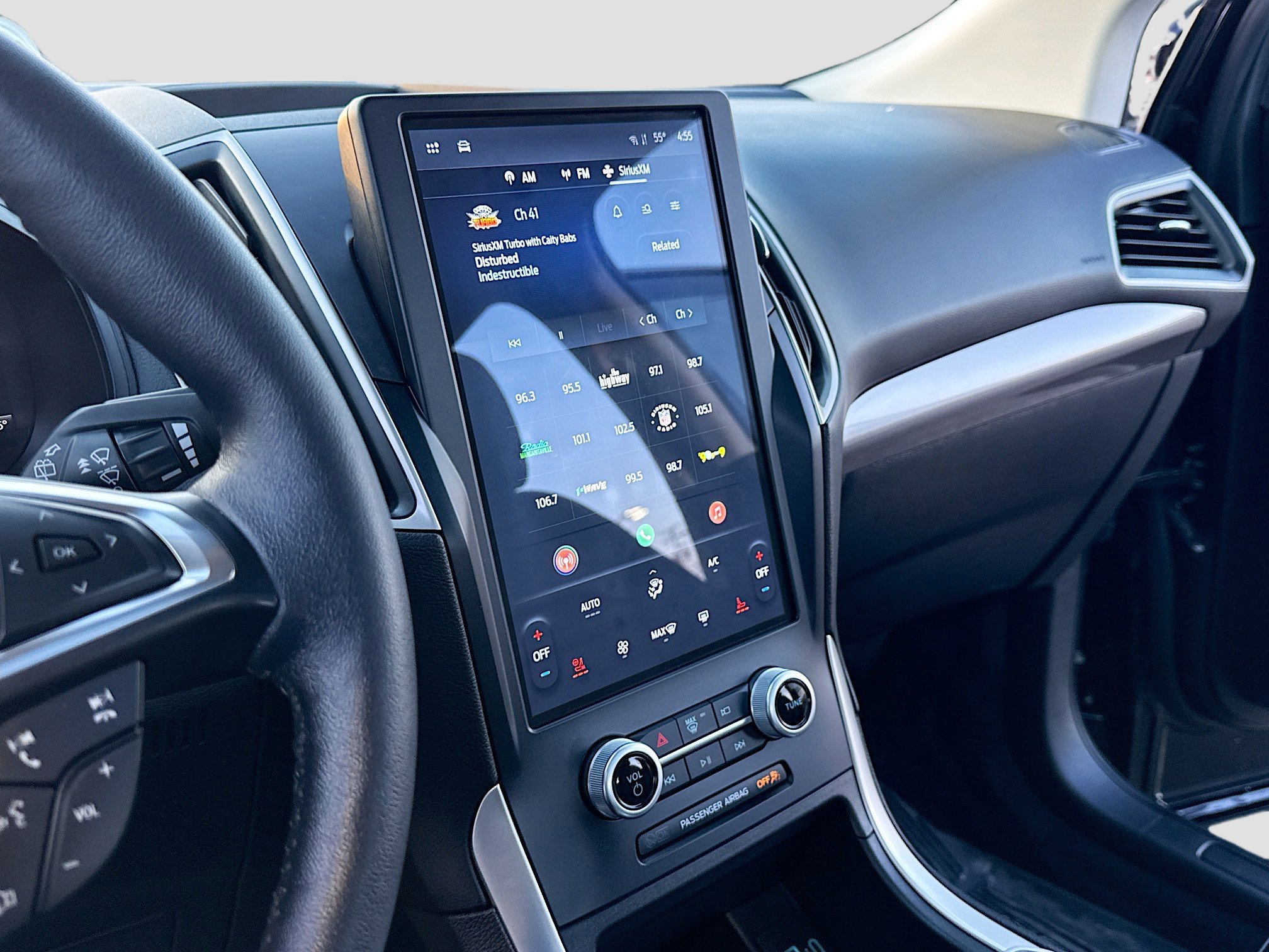 Certified 2024 Ford Edge SEL w/ Convenience Package image 12