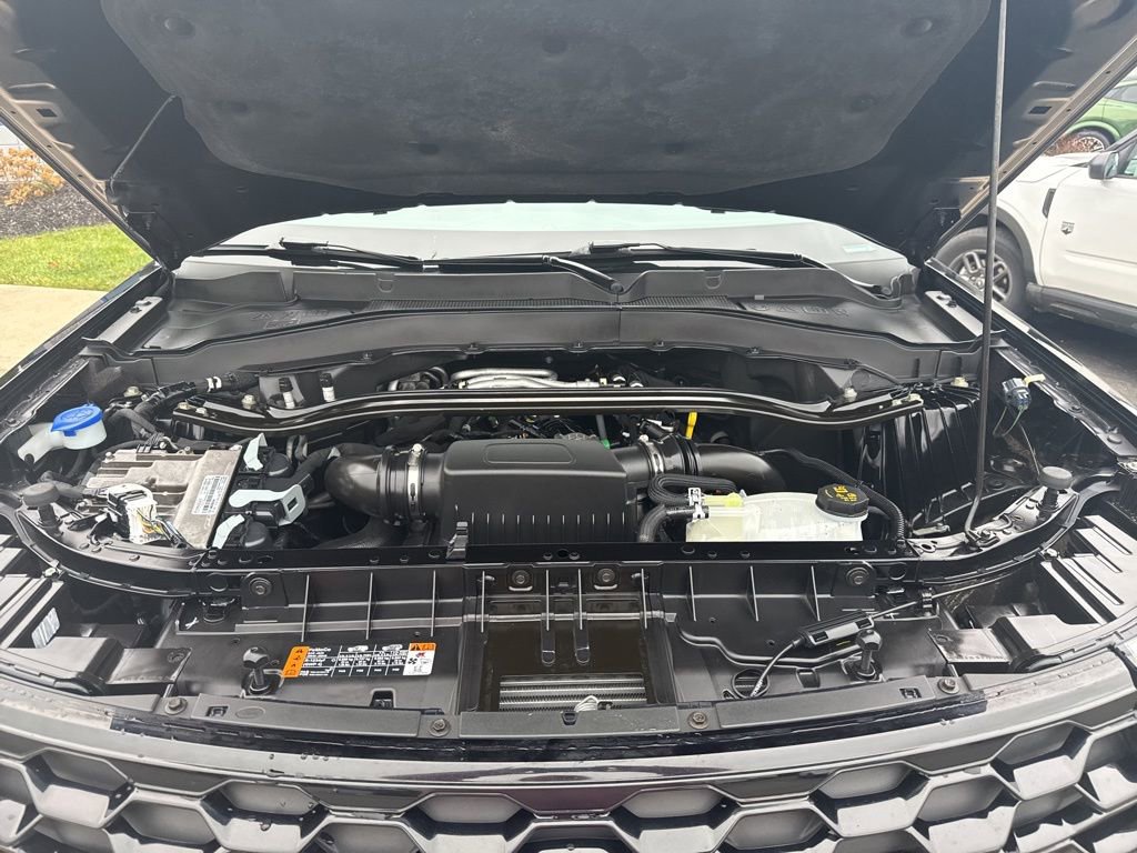 Certified 2025 Ford Explorer ST image 43