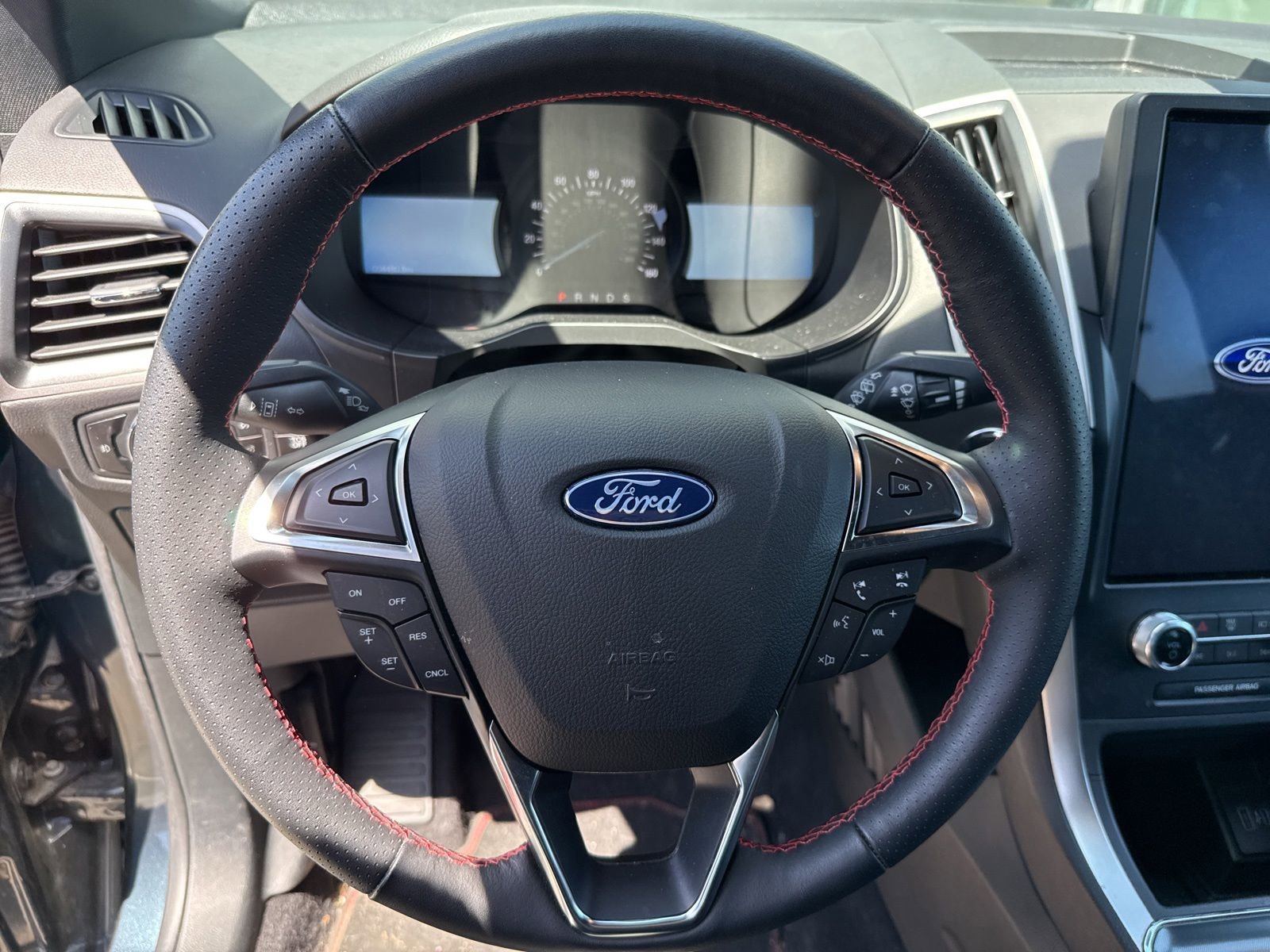 Certified 2023 Ford Edge ST-Line AWD/4WD image 11